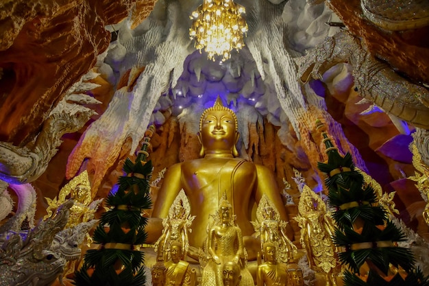El pináculo de la belleza y el hermoso arte de las imágenes de Buda