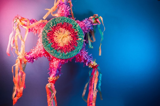 Pinata mexicana utilizada en posadas posadas en Navidad y cumpleaños