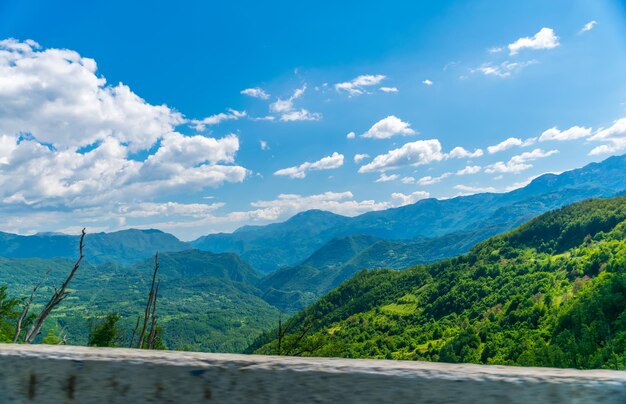 Pintorescas montañas se encuentran en el corazón de Montenegro