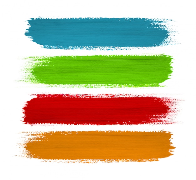 Pinturas de colores en blanco