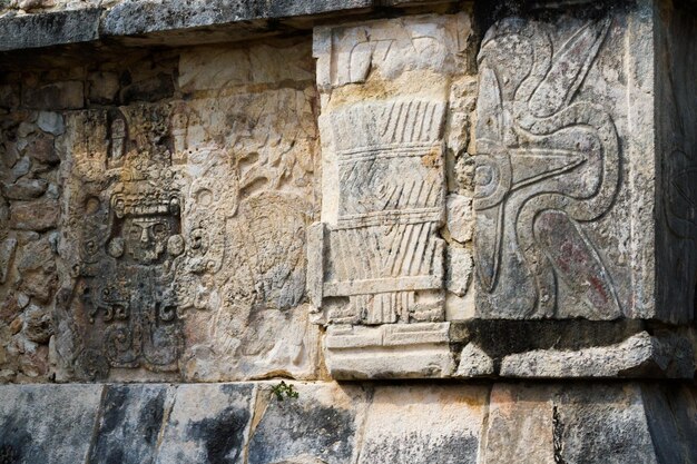 Pirâmide maia chichen itza, península de yucatan, méxico.