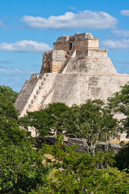 Pirâmide maia pirâmide do mago adivino em uxmal mexic