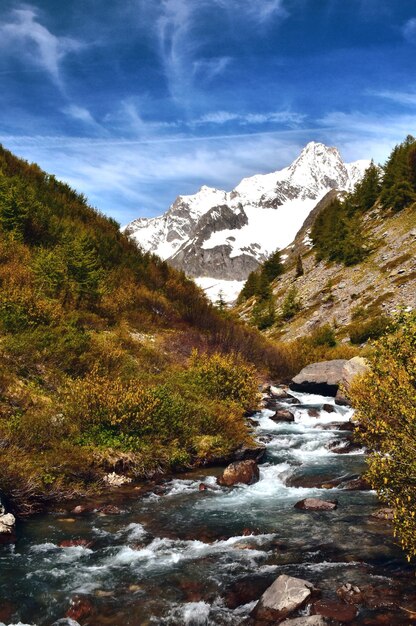 Le Piramides Calcares viste dalla val Veny