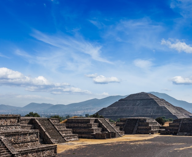 Foto pirámides de teotihuacan