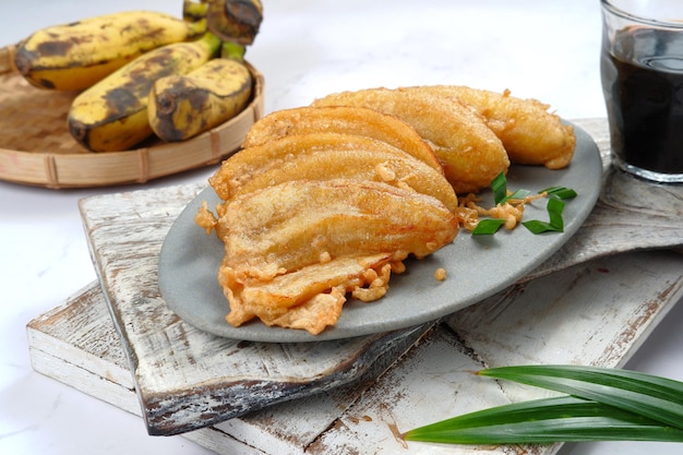 pisang goreng, banana frita. comida de rua popular no Sudeste Asiático, especialmente na Indonésia, Malásia