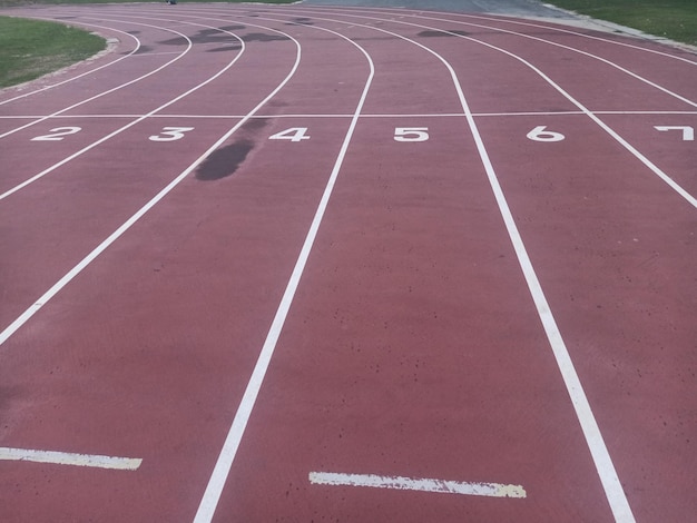 Foto pista de carreras vacía al aire libre