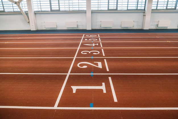 pista de atletismo de arena de atletismo indoor