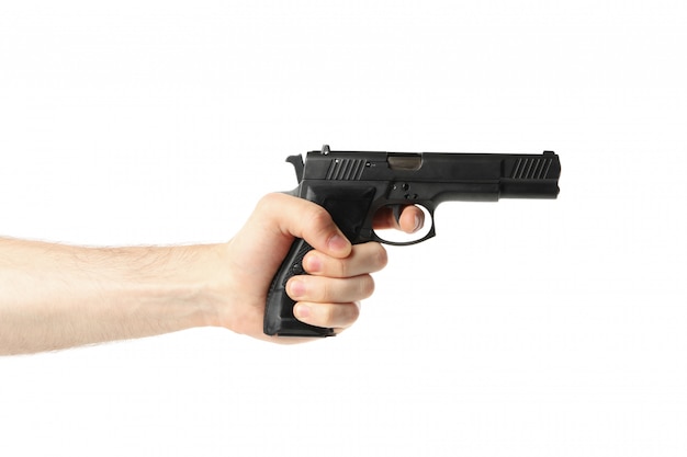 Pistola negra de asimiento de la mano masculina, aislada en blanco