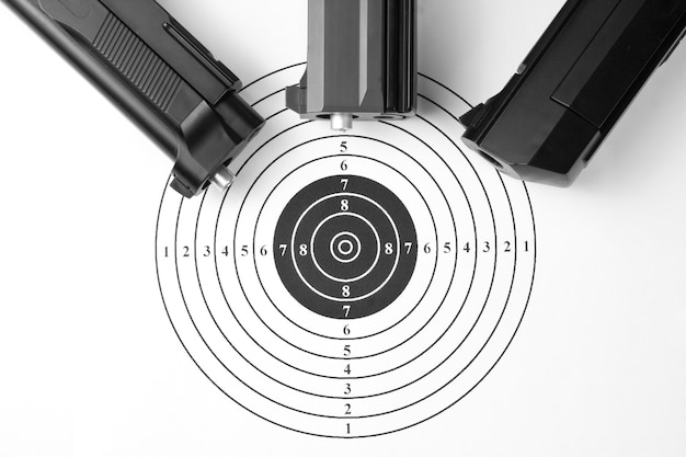 Pistolas de aire y objetivo