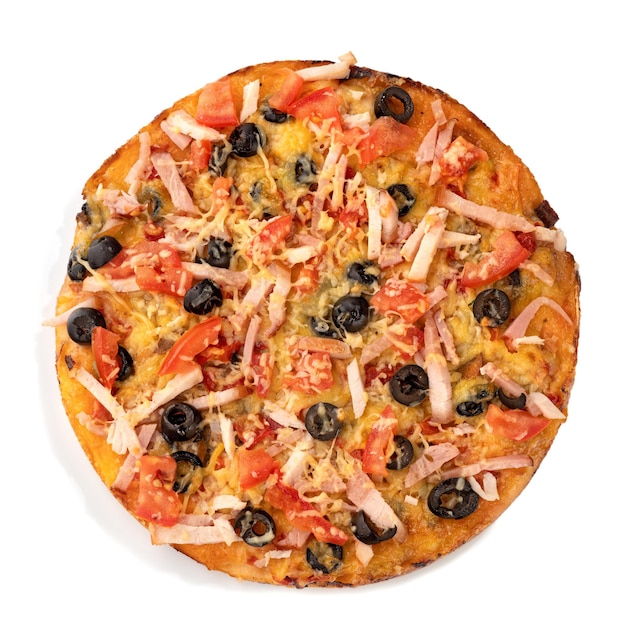 Foto pizza congelada sobre un fondo blanco pizza semielaborada aislada sobre fondo blanco