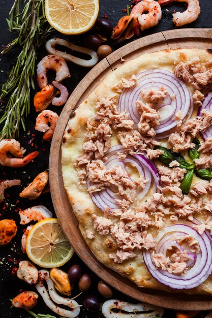 Pizza de atum, refeição quentinha deliciosa de frutos do mar