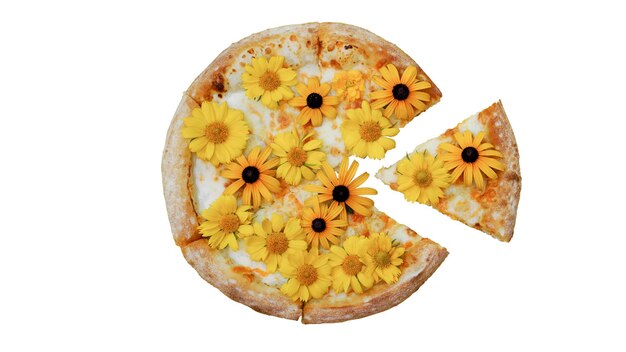 Foto pizza de queijo decorada com flores comestíveis em um contorno de corte de fundo branco