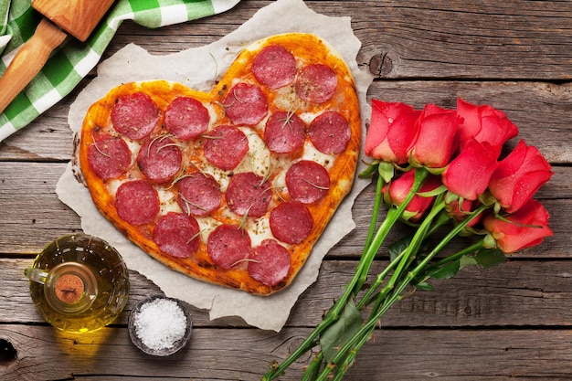 Pizza en forma de corazón