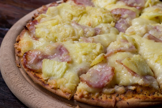 Pizza hawaiana.