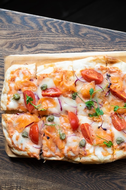 Pizza mit Lachs