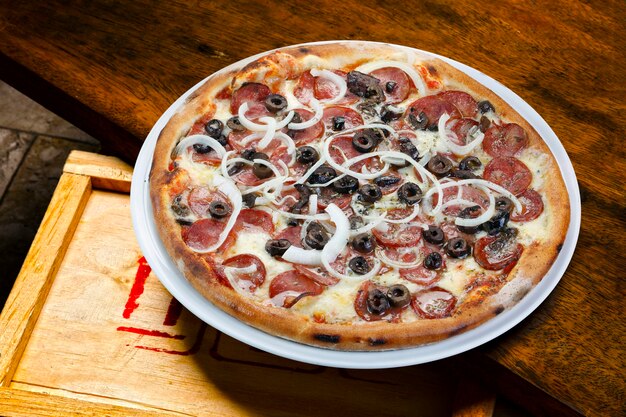 Foto pizza peperoni