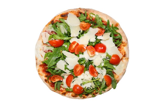 Foto una pizza con tomates, queso y rúcula.