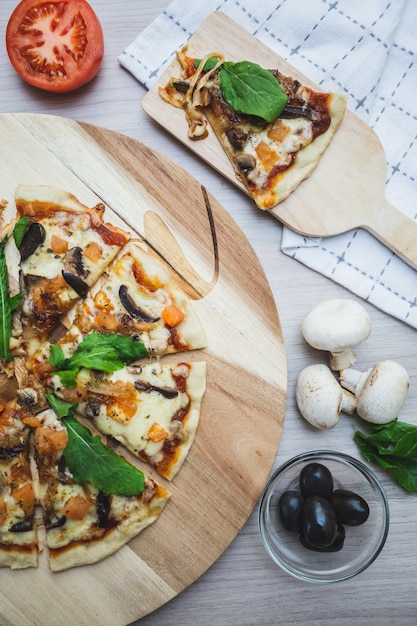 Foto pizza vegan de queijo cenital