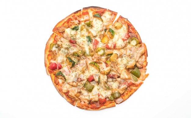 Pizza vegetariana em fundo branco