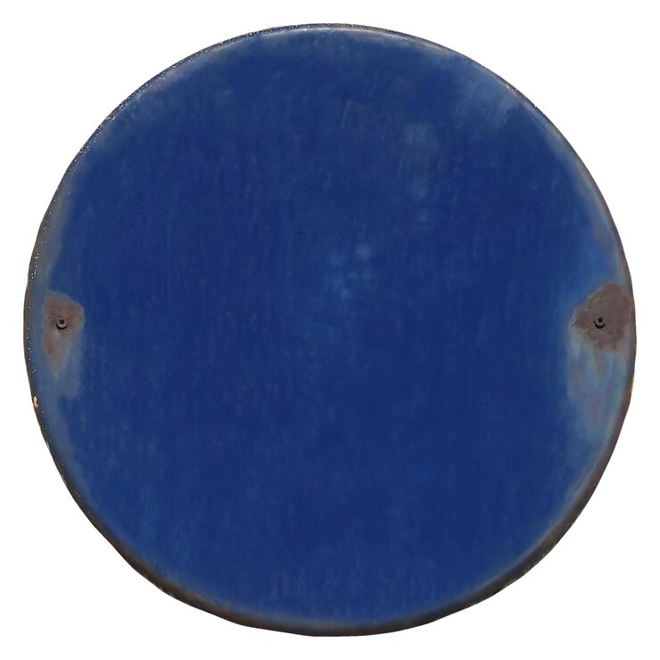 Foto placa azul em branco isolada sobre o branco