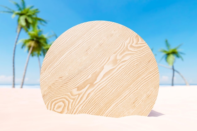 Placa de madeira na praia de areia sob o céu azul