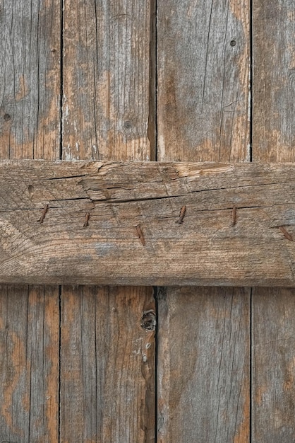 Placas antigas com pregos enferrujados como textura de fundo. Copie, espaço vazio para texto