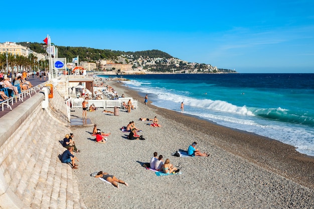 Plage Blue Beach en Niza Francia