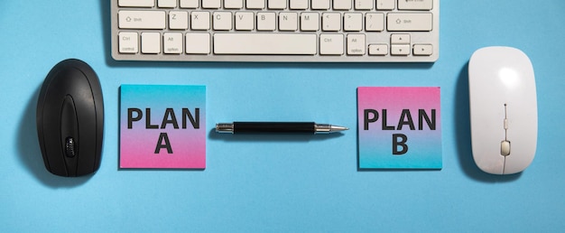 Plan A y Plan B en notas adhesivas Concepto de negocio