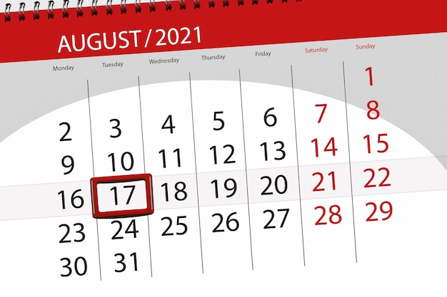Planejador de calendário para o mês de agosto de 2021, prazo final, 17, terça-feira.