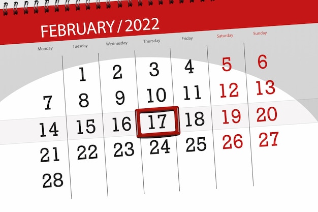 Foto planificador de calendario para el mes de febrero de 2022, fecha límite, 17, jueves.