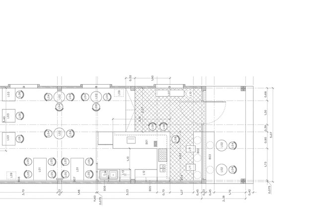 Plano de piso do edifício projetado de acordo com o desenho