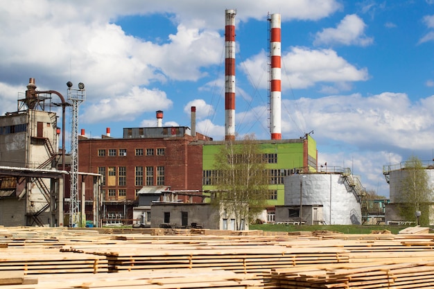 Planta de carpintería Industria de procesamiento de maderaFábrica para la producción de muebles con madera preprocesada