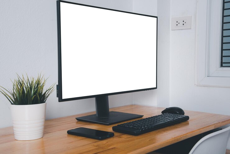 Foto planta en maceta sobre la mesa