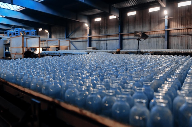 Planta para la producción de botellas de vidrio.