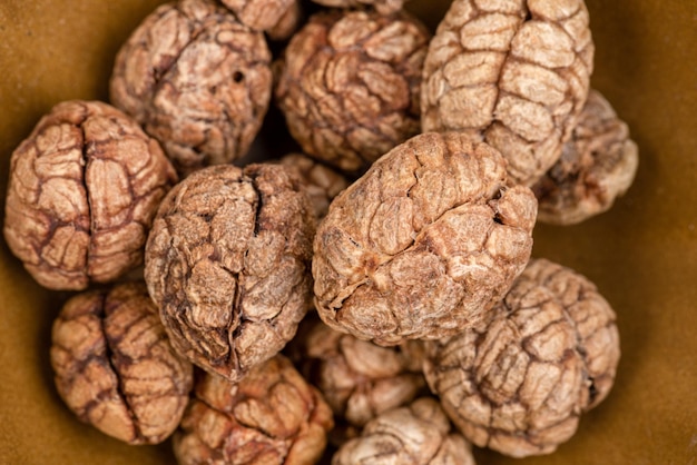 Foto plantar especias para la comida guisada tradicional china