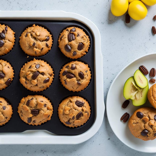 Plátano, avena, nuez y chocolate recién horneados