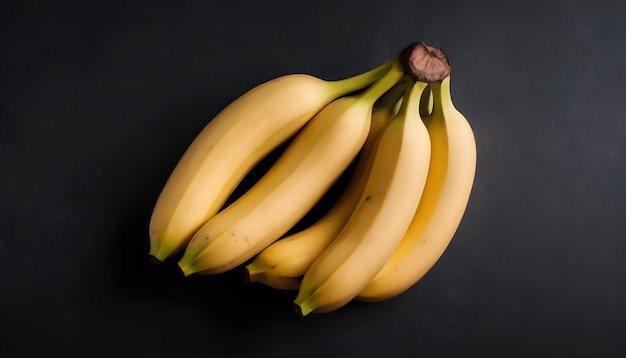 un plátano fresco y maduro