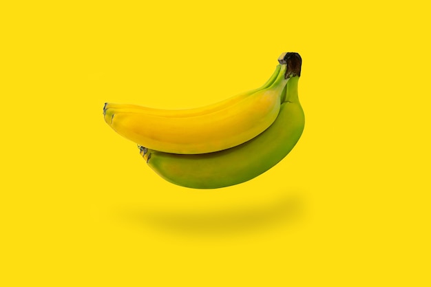 Plátanos en amarillo