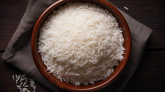 un plato de arroz hervido