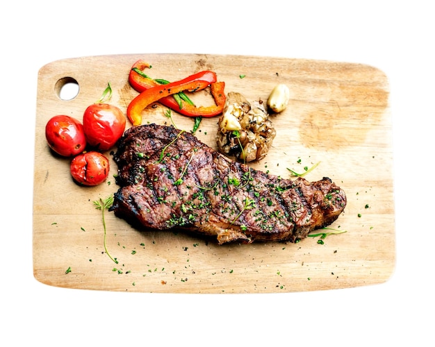 Plato de bistec a la parrilla con pegatina png de fondo transparente