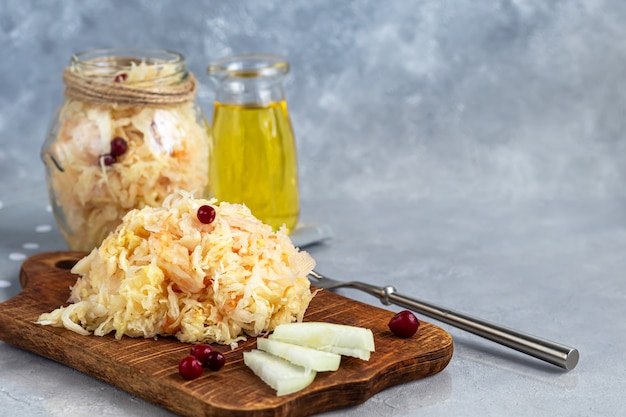 Un plato con chucrut. Es un producto fermentado saludable.