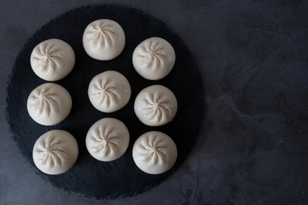 Plato con khinkali, receta georgiana