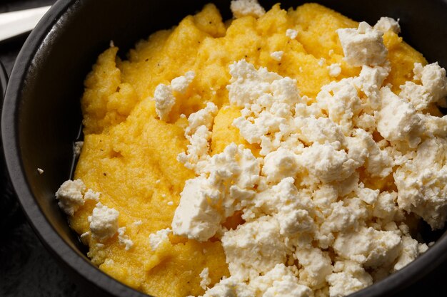 Plato típico ucraniano polenta