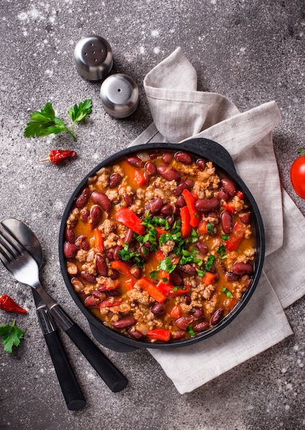 Plato tradicional mexicano chili con carne