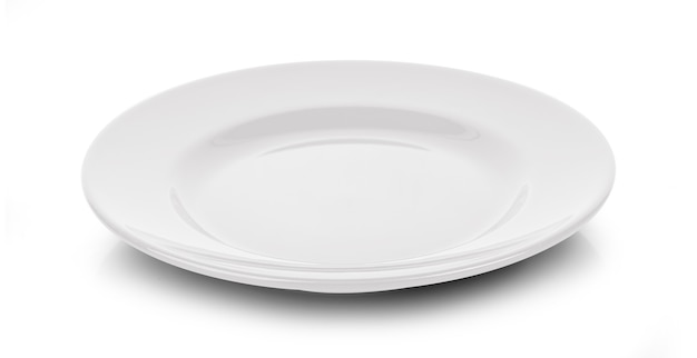 Foto plato vacío en blanco