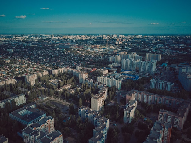 Plattengebäude in Russland Sowjetische Architektur beherbergt Stadtarchitektur