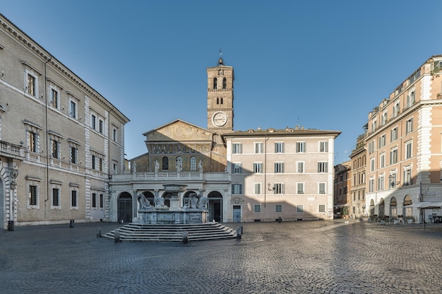 Platz von Santa Maria in Trastevere Rom