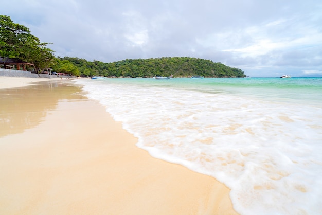 Playa de arena blanca