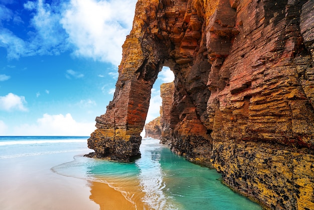 Playa las catedrales playa de Catedrais en Galicia España