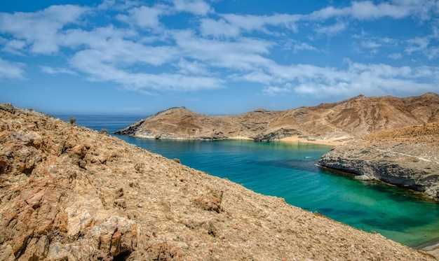 Foto playa de charrana en la ciudad de nador - marruecos perfecta vista a la playa vacaciones de verano y diseño de vacaciones